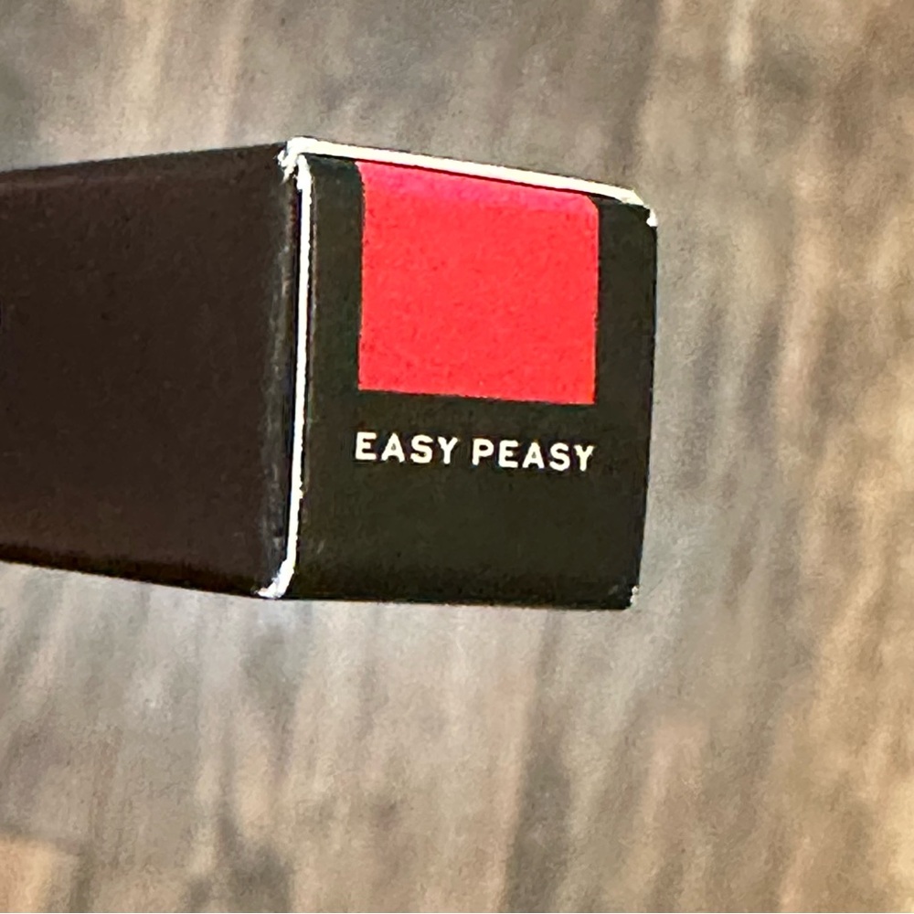 JACLYN BNIB BNWT Easy Peasy Poutspoken liquid lipstick full size